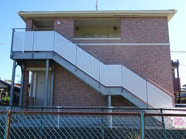 拡大写真:クラルテ 1階101の外観写真(昼)