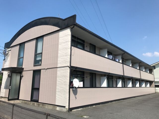 イル・ニードの外観