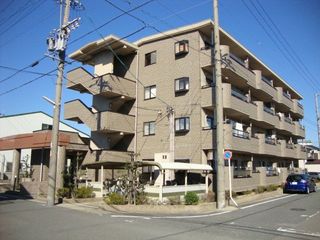 写真：物件名の外観