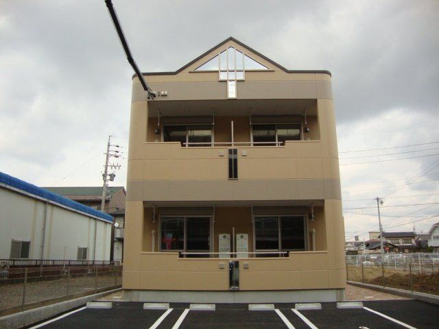 拡大写真:ルーチェ池花 2階201の外観写真(昼)