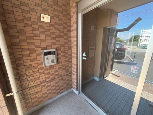 拡大写真:ボンヌールコートK 3階306の外観写真(昼)