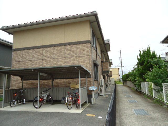 岡山市中区長岡の外観