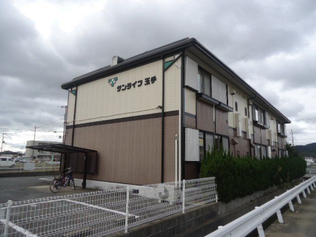 拡大写真:サンライフ玉手 2階203の外観写真(昼)