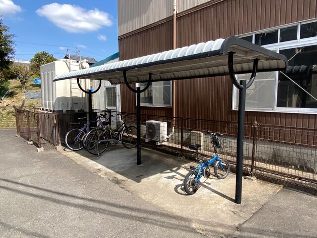 拡大写真:ロジュマンⅡ 1階105の外観写真(昼)