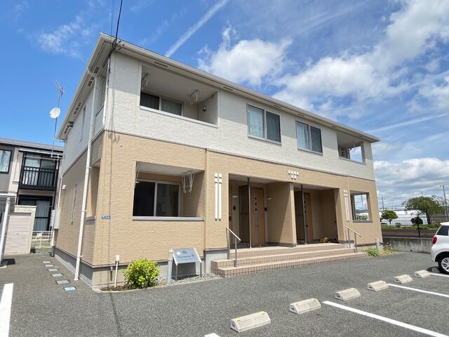 拡大写真:Harmony幸 2階201の外観写真(昼)