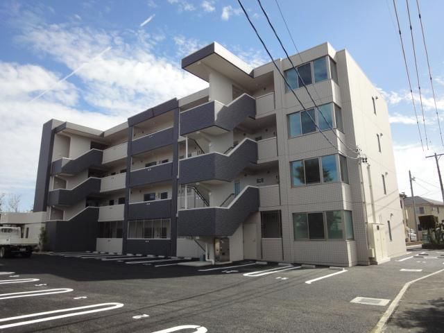 拡大写真:フルール・ド・リス 4階401の外観写真(昼)