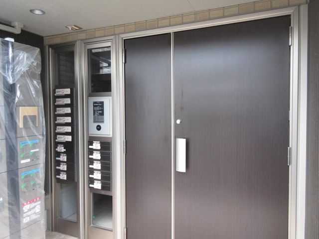 拡大写真:アイクレスト下関駅 2階201の外観写真(昼)