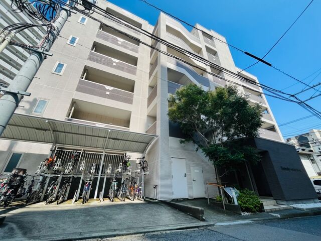 拡大写真：ベルモンターニュ 5階00503の外観写真（昼）