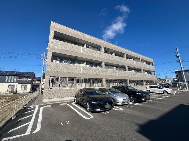 拡大写真:North Garden A棟 2階207の外観写真(昼)