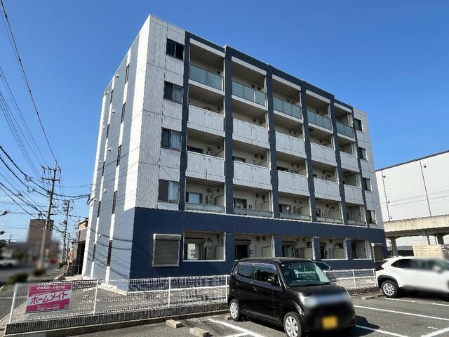 拡大写真:クオリティ グレイス 4階406の外観写真(昼)