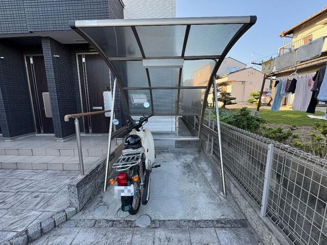 拡大写真:ルミネ・ヴェルジェ 1階102の外観写真(昼)