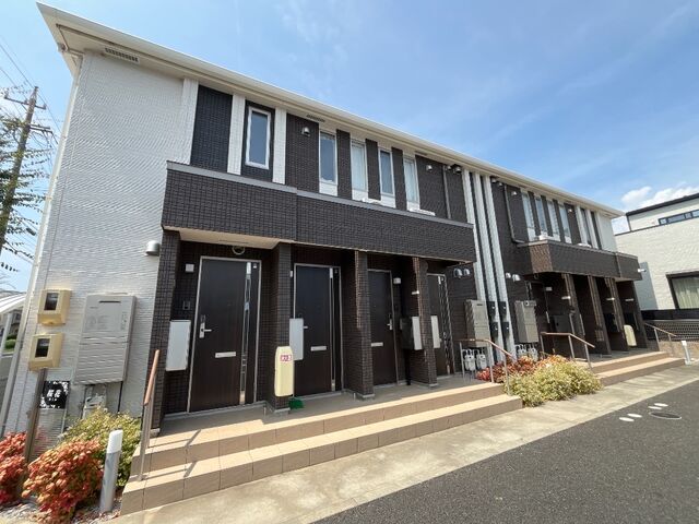 拡大写真:桜花 2階205の外観写真(昼)