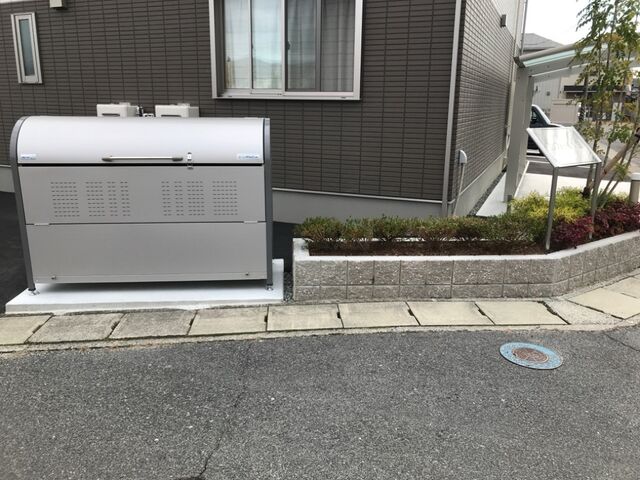拡大写真:コンフォールKⅢ A 1階102の外観写真(昼)