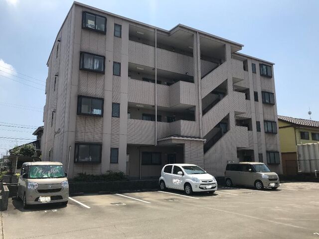 拡大写真:サンシャイン大堀 3階301の外観写真(昼)