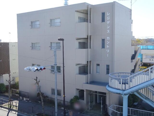 レジデンスカントリーの外観