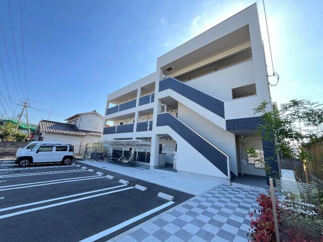 拡大写真:ソネテラス 2階202の外観写真(昼)