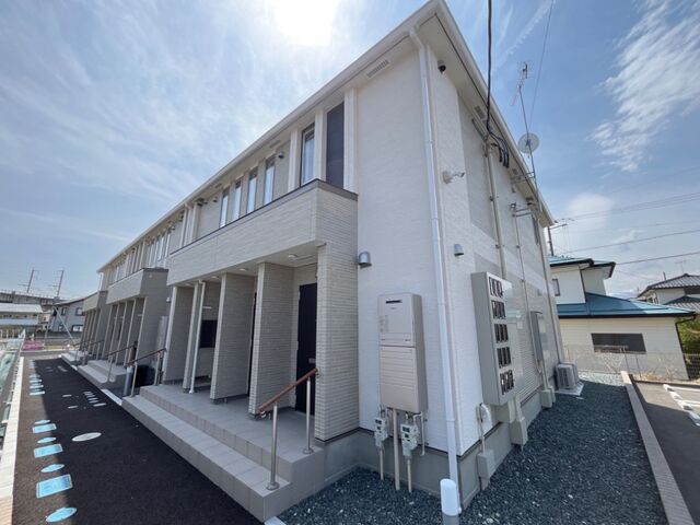 拡大写真:オルフェーブル(Orfevre) 2階202の外観写真(昼)