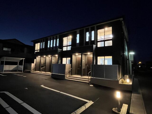 拡大写真:エクセーラ ASANO 2階203の外観写真(昼)