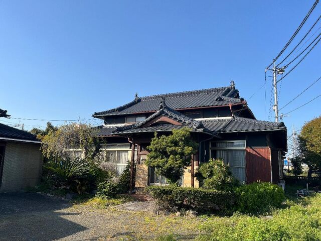 写真：八分字町貸家の外観