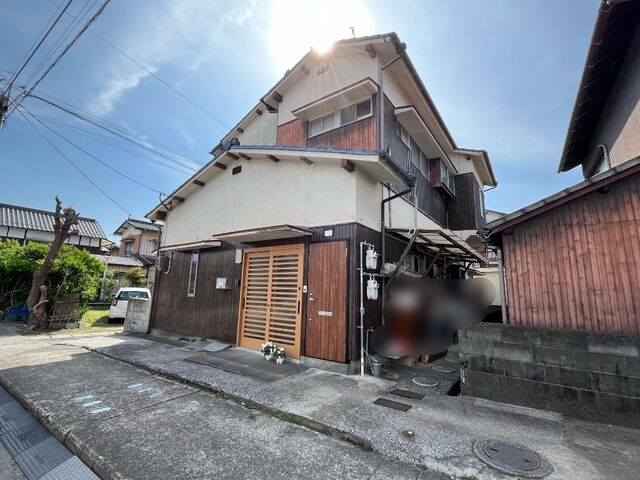 南稲堀戸建て2階の外観