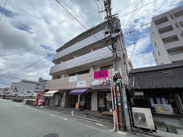 拡大写真:熊本市中央区内坪井町 4階408の外観写真(昼)