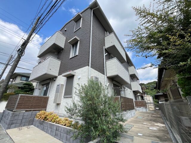 チェリーハイツ宮前の外観