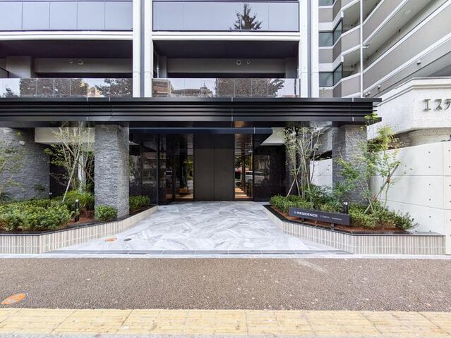 拡大写真:S-RESIDENCE大手門awesome 2階203の外観写真(昼)