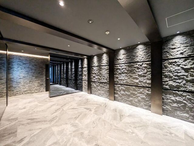 拡大写真:S-RESIDENCE大手門awesome 2階203の外観写真(昼)