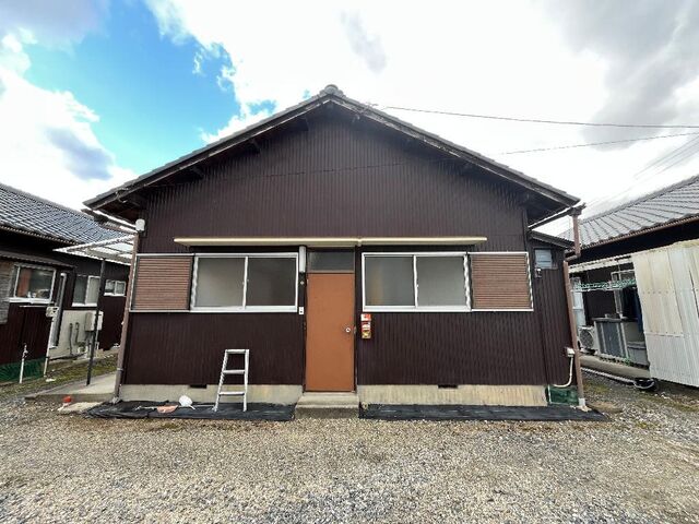 拡大写真:愛西市北一色町証文 1階2の外観写真(昼)