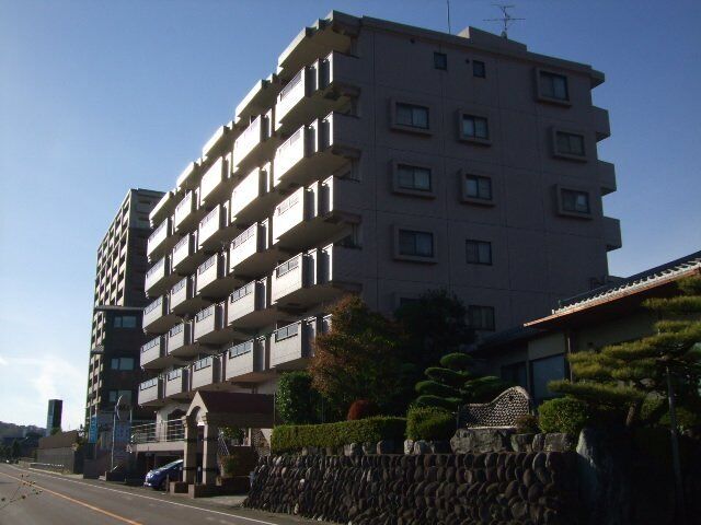 拡大写真:ベレーザカステーロ 3階303の外観写真(昼)