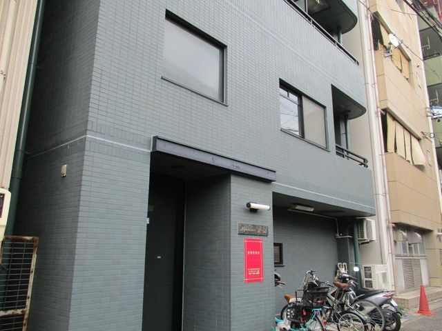 拡大写真:ルプソアール東山 3階302の外観写真(昼)