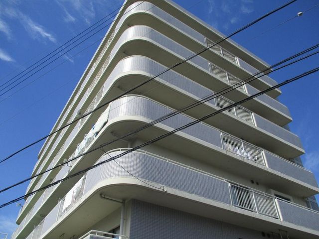 拡大写真:クレス 6階601の外観写真(昼)