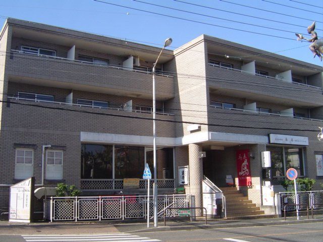 拡大写真:名古屋市名東区高社1丁目 2階201の外観写真(昼)