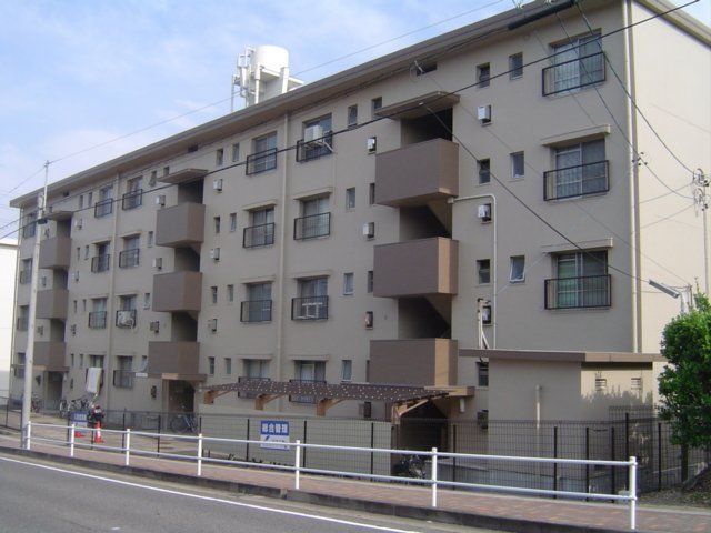 拡大写真：第２大幸ハイツ 4階401の外観写真（昼）