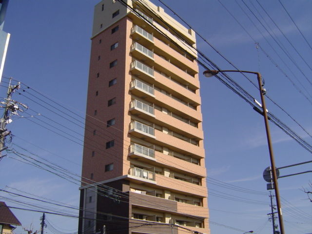 拡大写真:カレント茶屋ヶ坂 5階404の外観写真(昼)