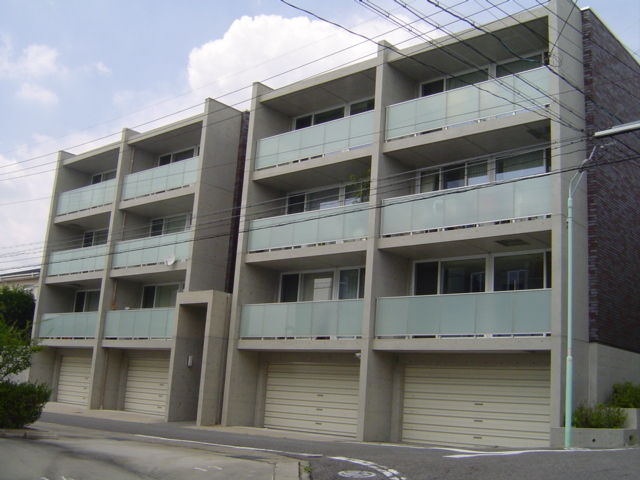 写真:名古屋市名東区松井町の外観