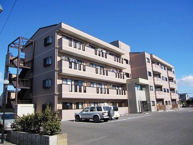 拡大写真:フィールド華美月 2階208の外観写真(昼)