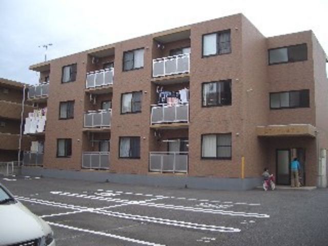 ロワイヤル御幸Ⅱの外観