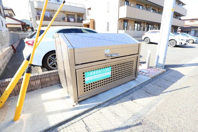 拡大写真:エスポワール浜町 1階105の外観写真(昼)
