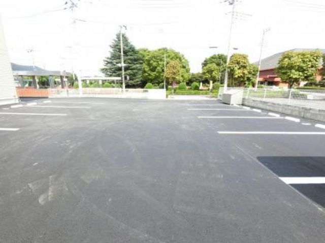 拡大写真:Coure 2階201の外観写真(昼)