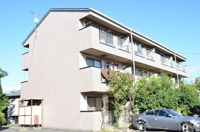 拡大写真：エレガンス美坂 1階102の外観写真（昼）