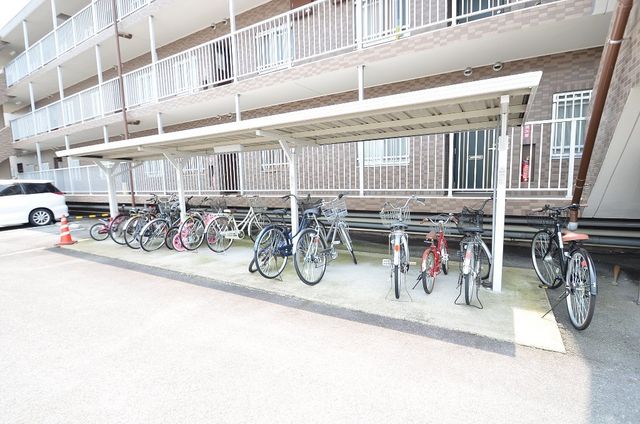 拡大写真:ホレスト 2階207の外観写真(昼)