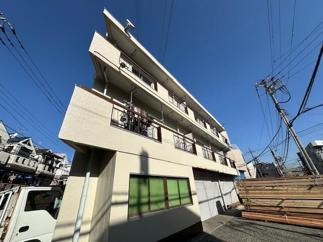 拡大写真:第二丸八ビル 3階302の外観写真(昼)