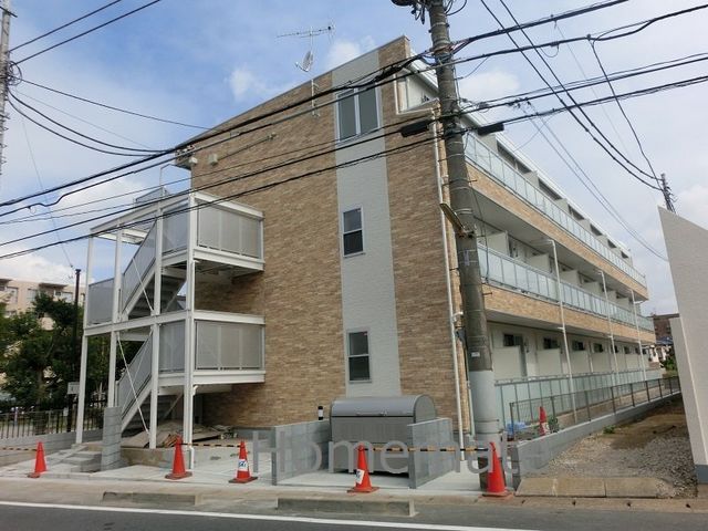 リブリ・ルキアの外観