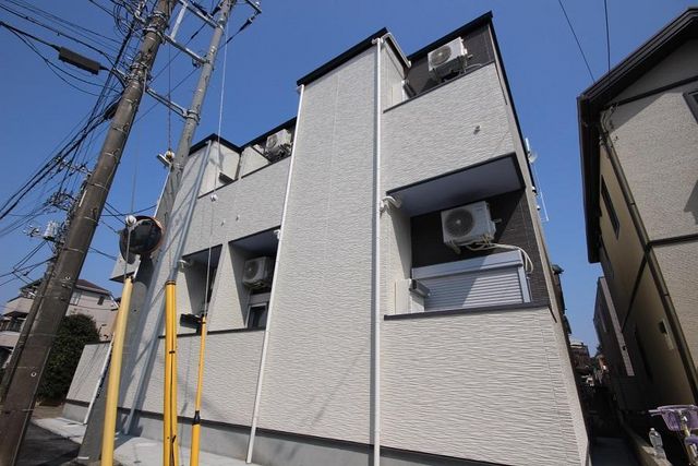 拡大写真:レイズ大久保 1階101の外観写真(昼)