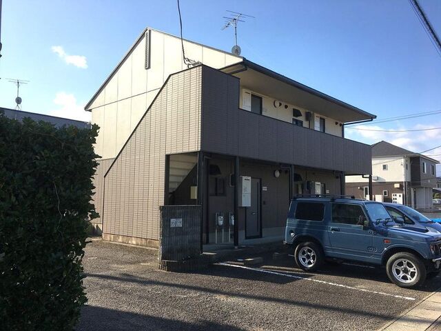 福島市八木田字川原内の外観