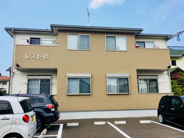 福島市森合字丹波谷地前の外観