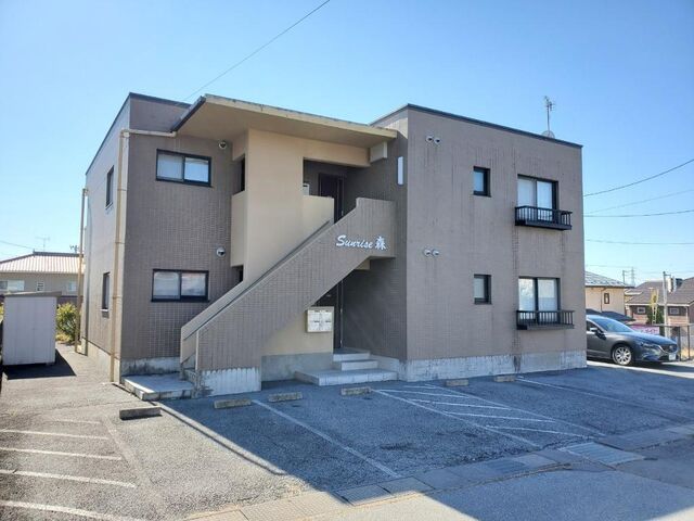 佐久市岩村田の外観