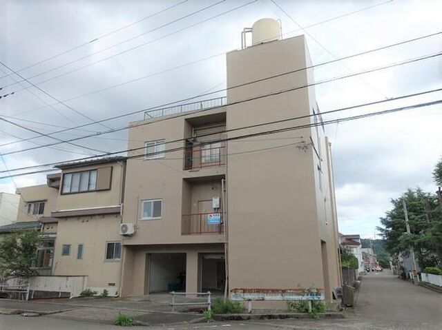 拡大写真:山崎アパート 2階2Aの外観写真(昼)