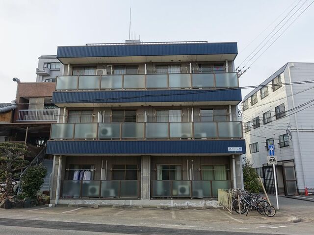 拡大写真:コーポ西本 3階307の外観写真(昼)